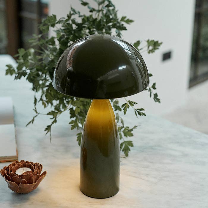 Leoma Table Lamp
