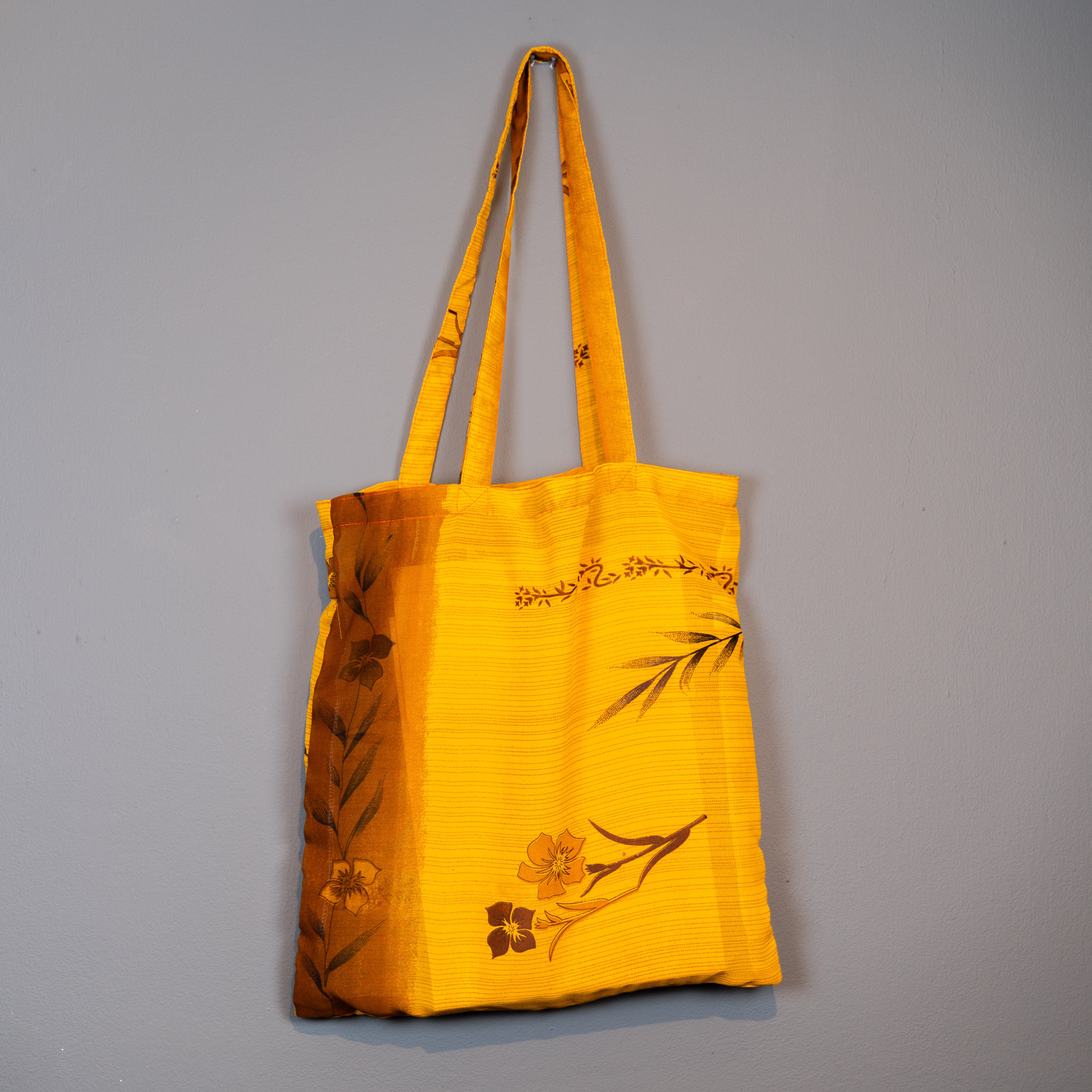 Yellow and brown shopper