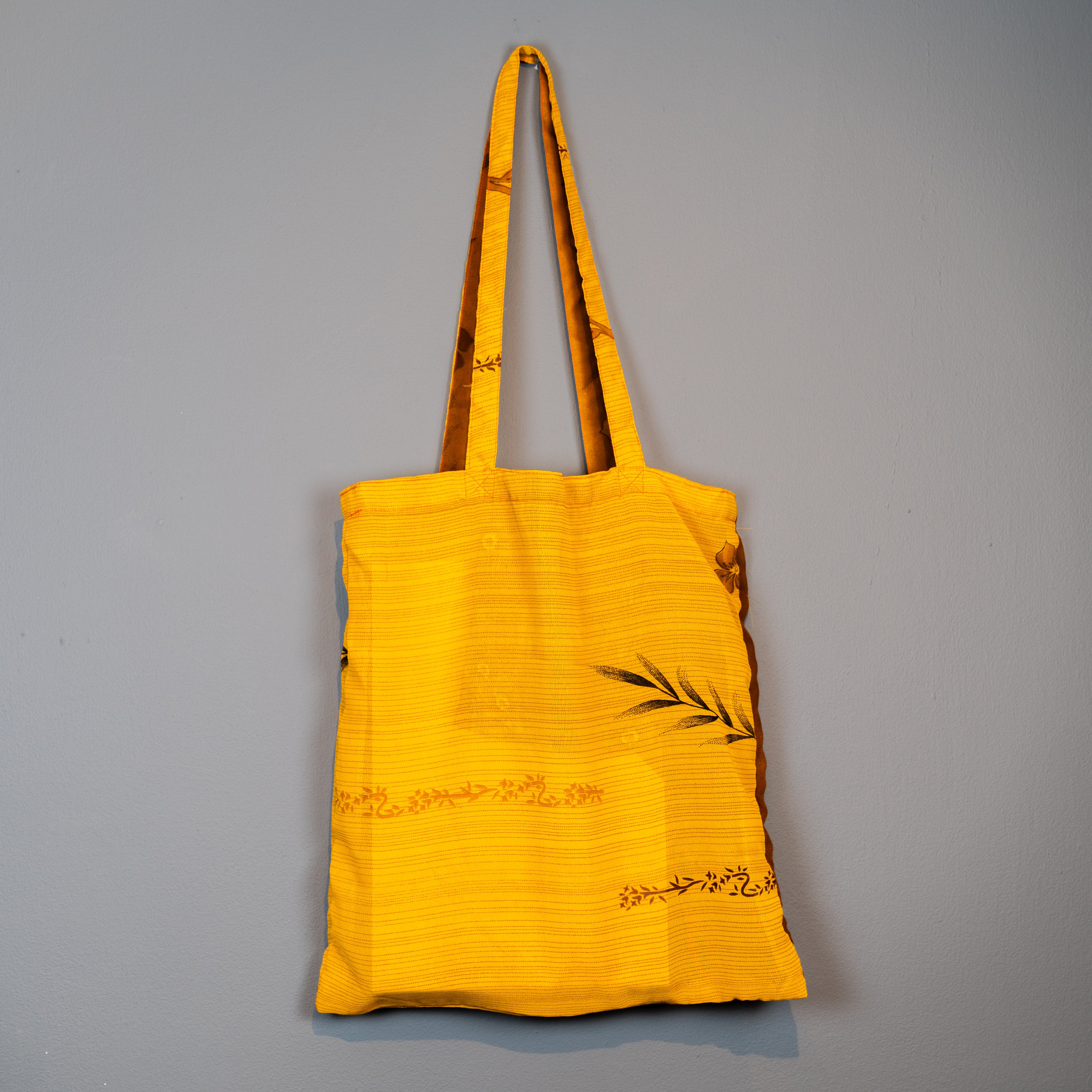 Yellow and brown shopper